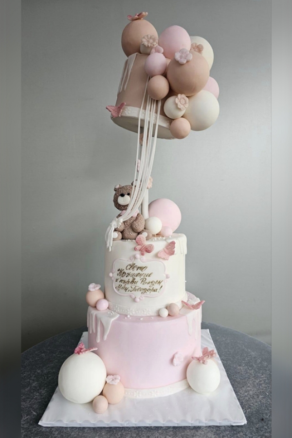 Торта за кръщене Мече с балони