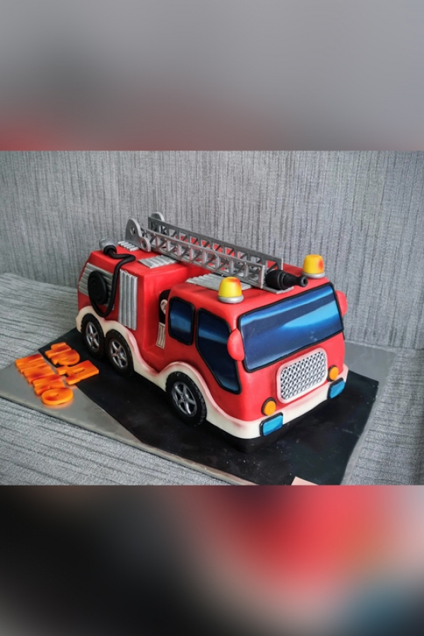 Торта Пожарна кола