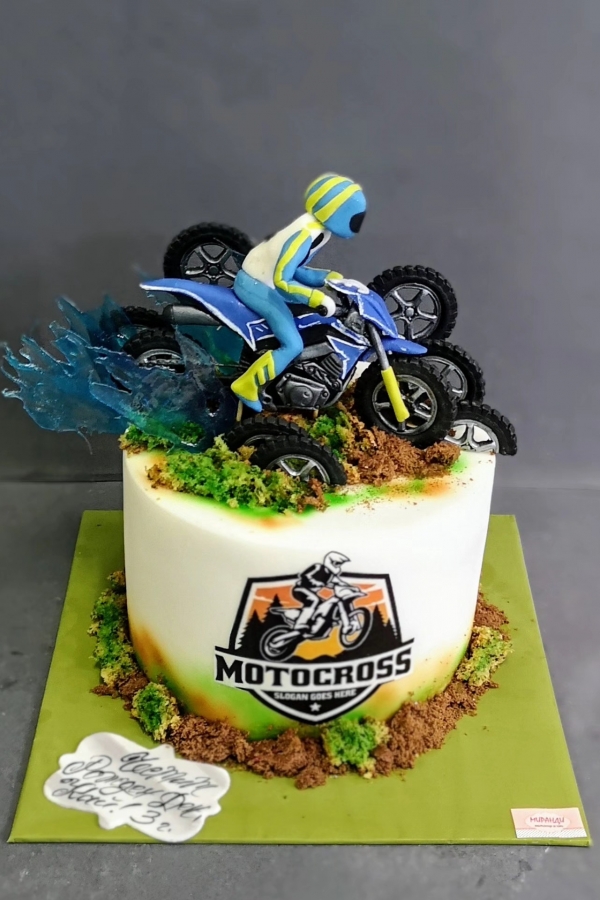Торта Мотокрос
