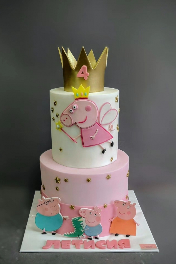 ТОРТА ПЕПА ПИГ С КОРОНА