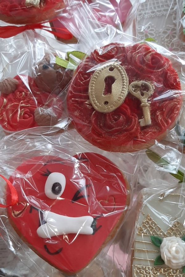 Свети Валентин 2026 - бисквитки