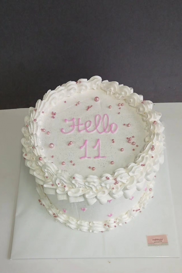 Торта Hello 11